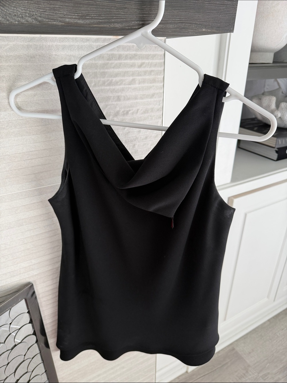 Donna Ricco Black One-Shoulder Draped Top